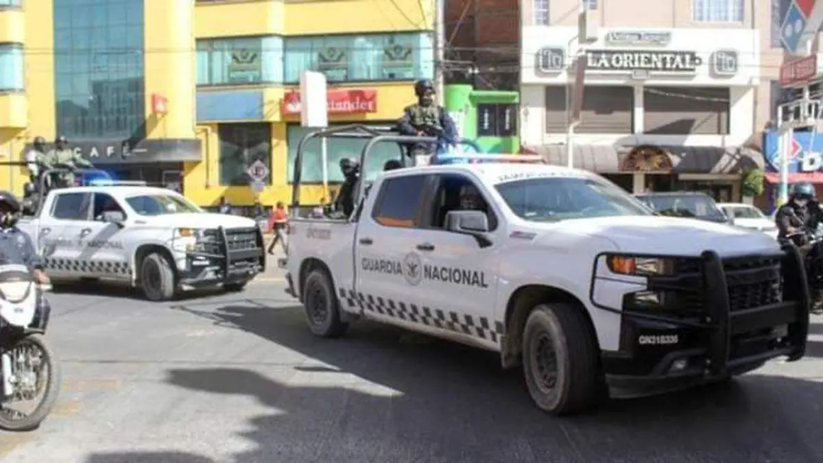 Los elementos federales patrullan la ciudad y las carreteras